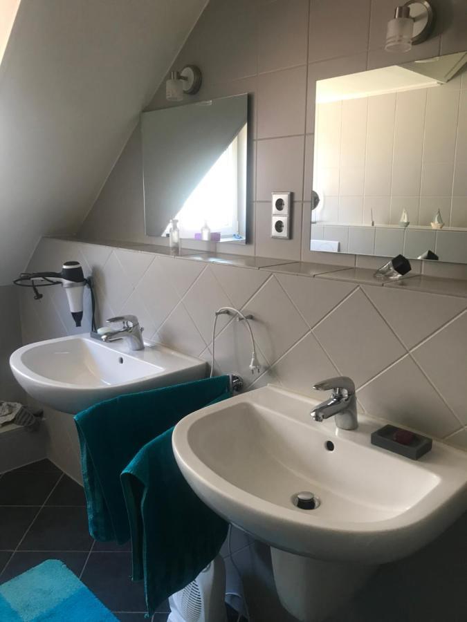Ferienwohnung Matti Бутадинген Екстериор снимка
